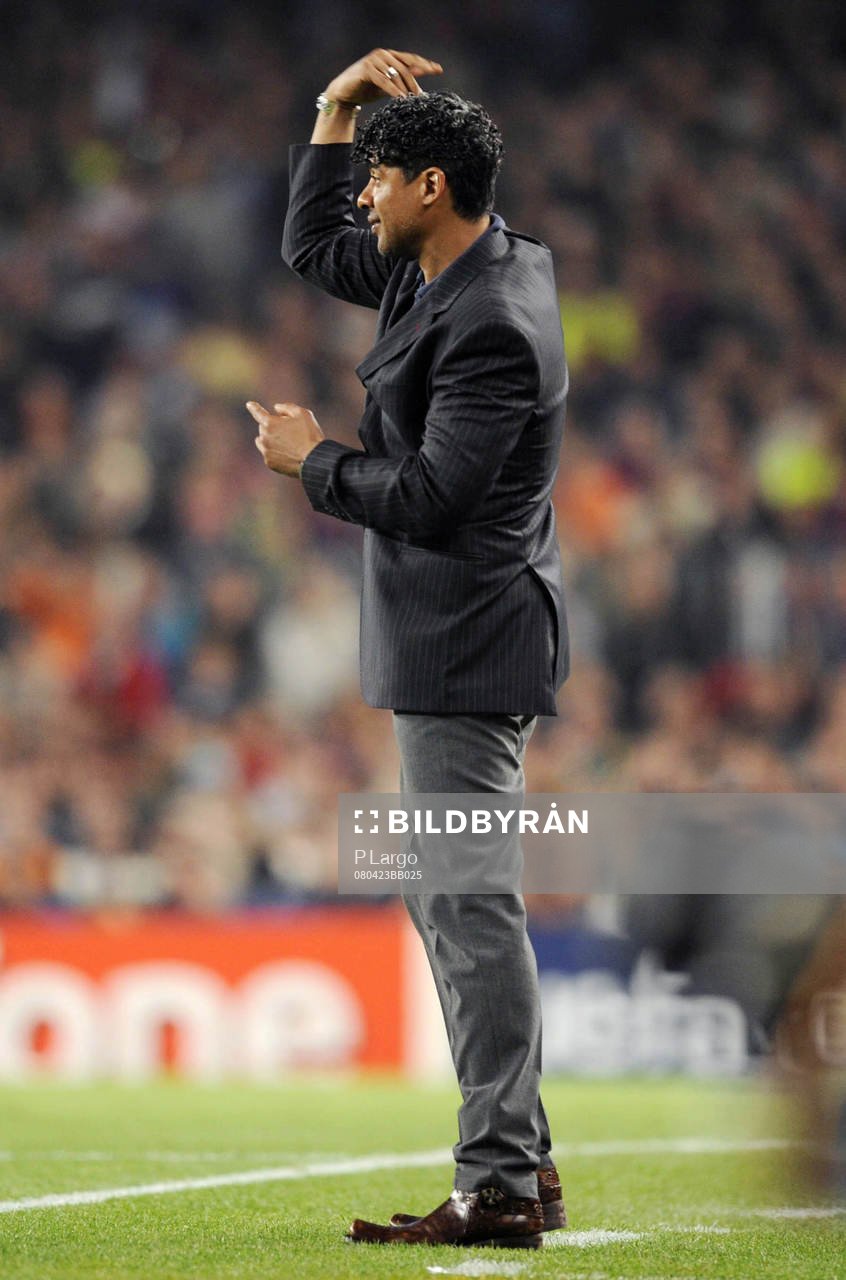  Frank Rijkaard, tränare.