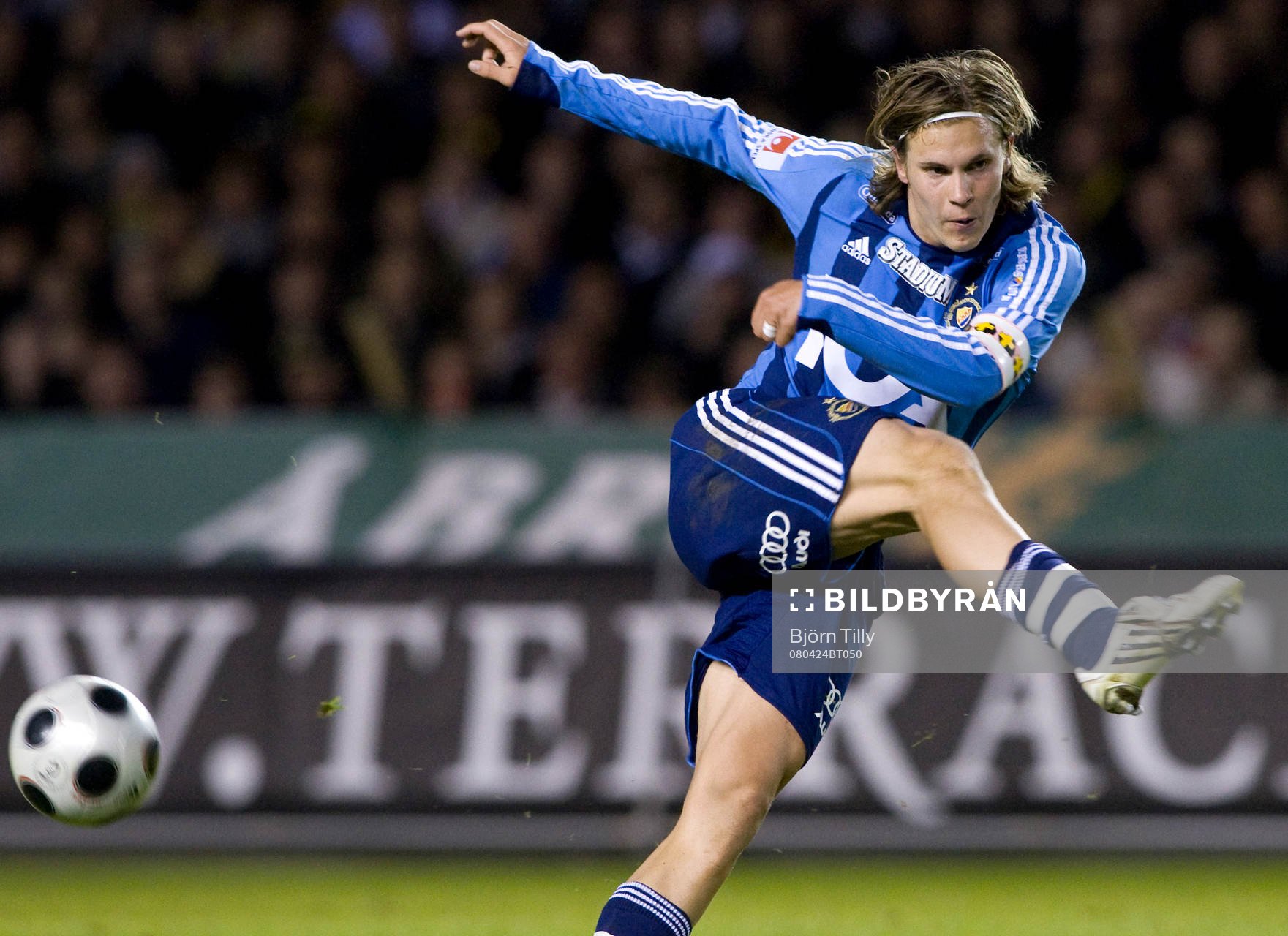 Sebastian Rajalakso, sköt i luften