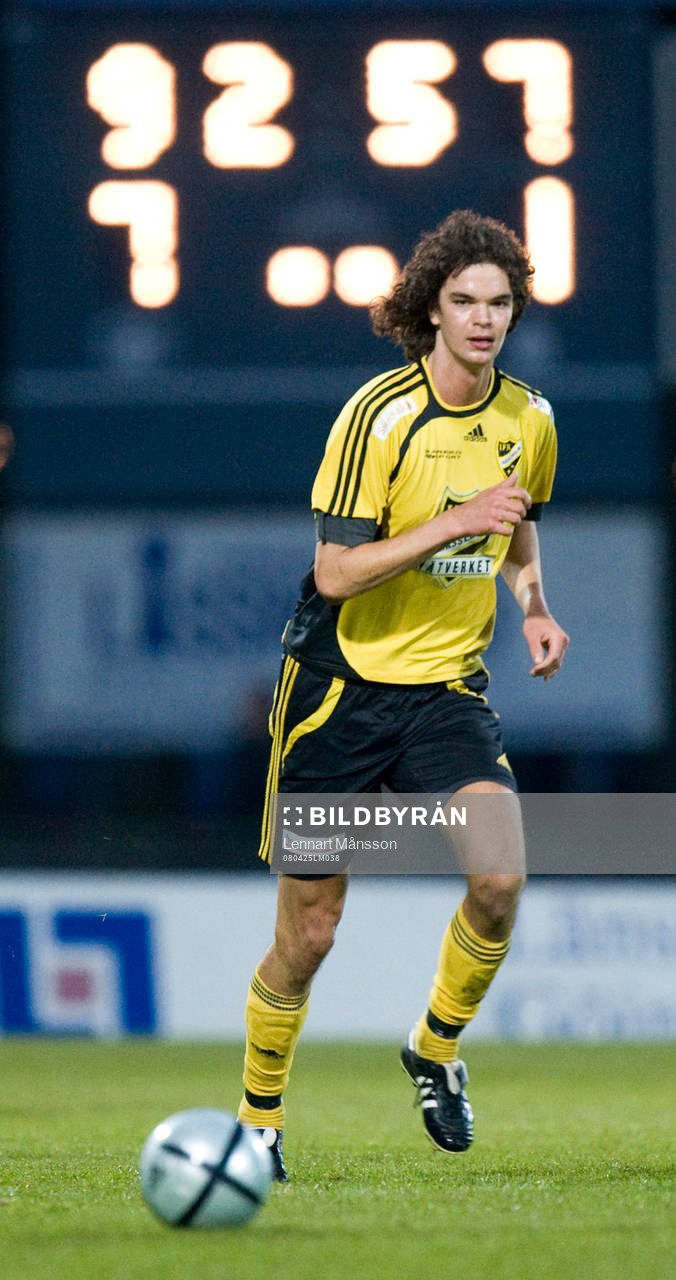 7-1, Filip Thurn i förgrunden
