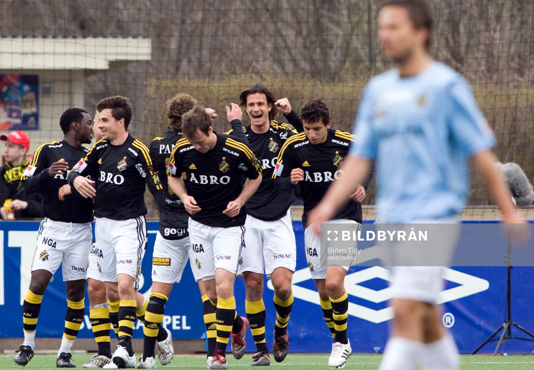 Iván Óbolo, AIK, jubel