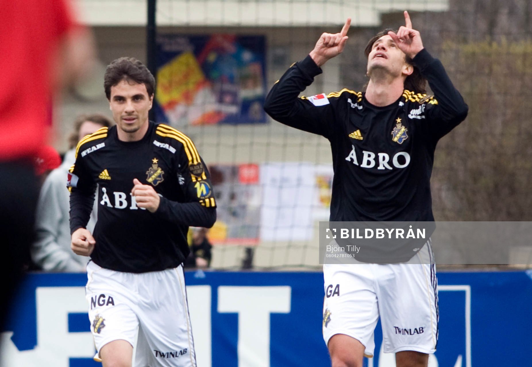 Daniel Mendes och Iván Óbolo, AIK, jubel