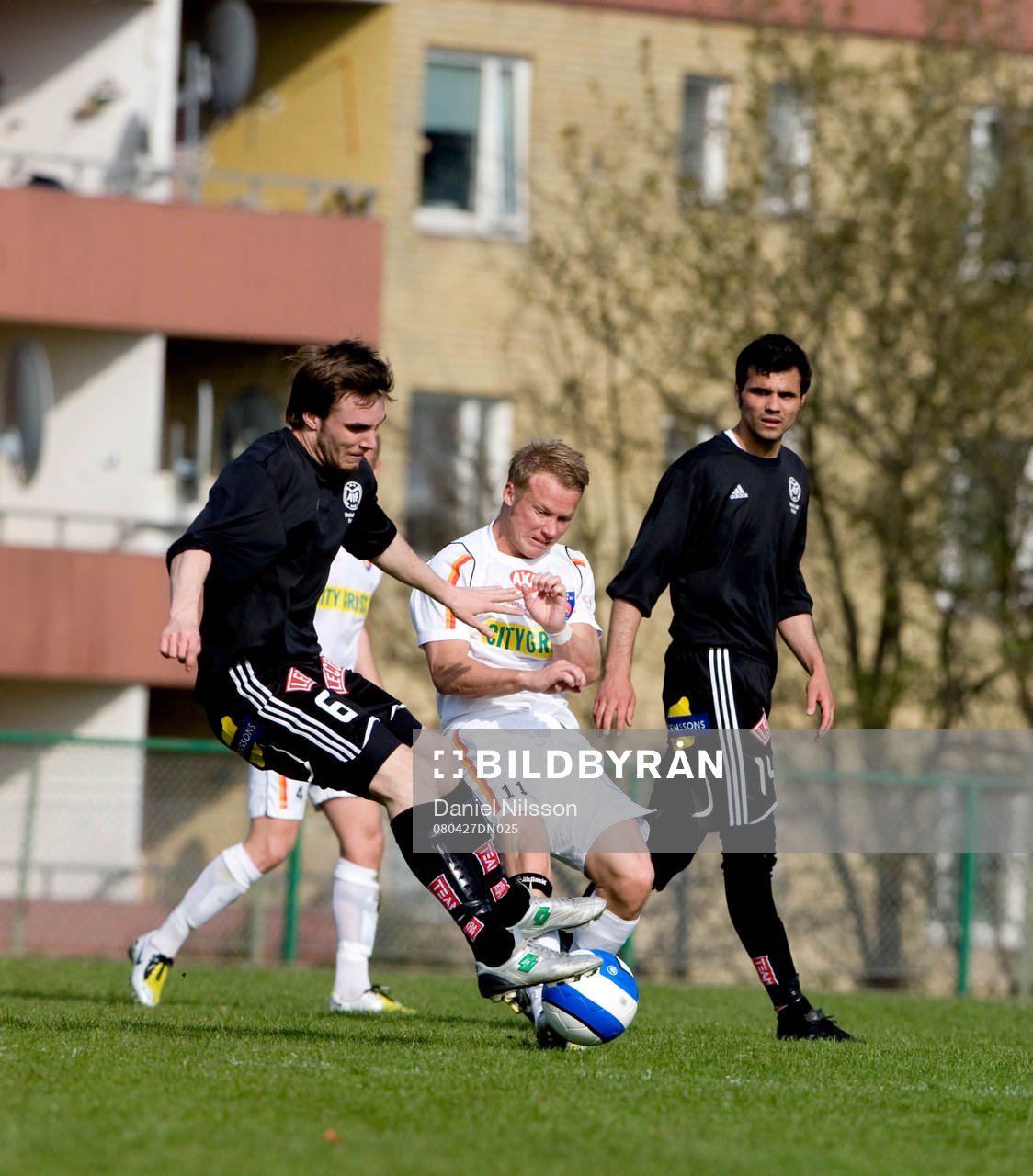 Johan Åkesson, Mabi och Simon Svensson, Motala