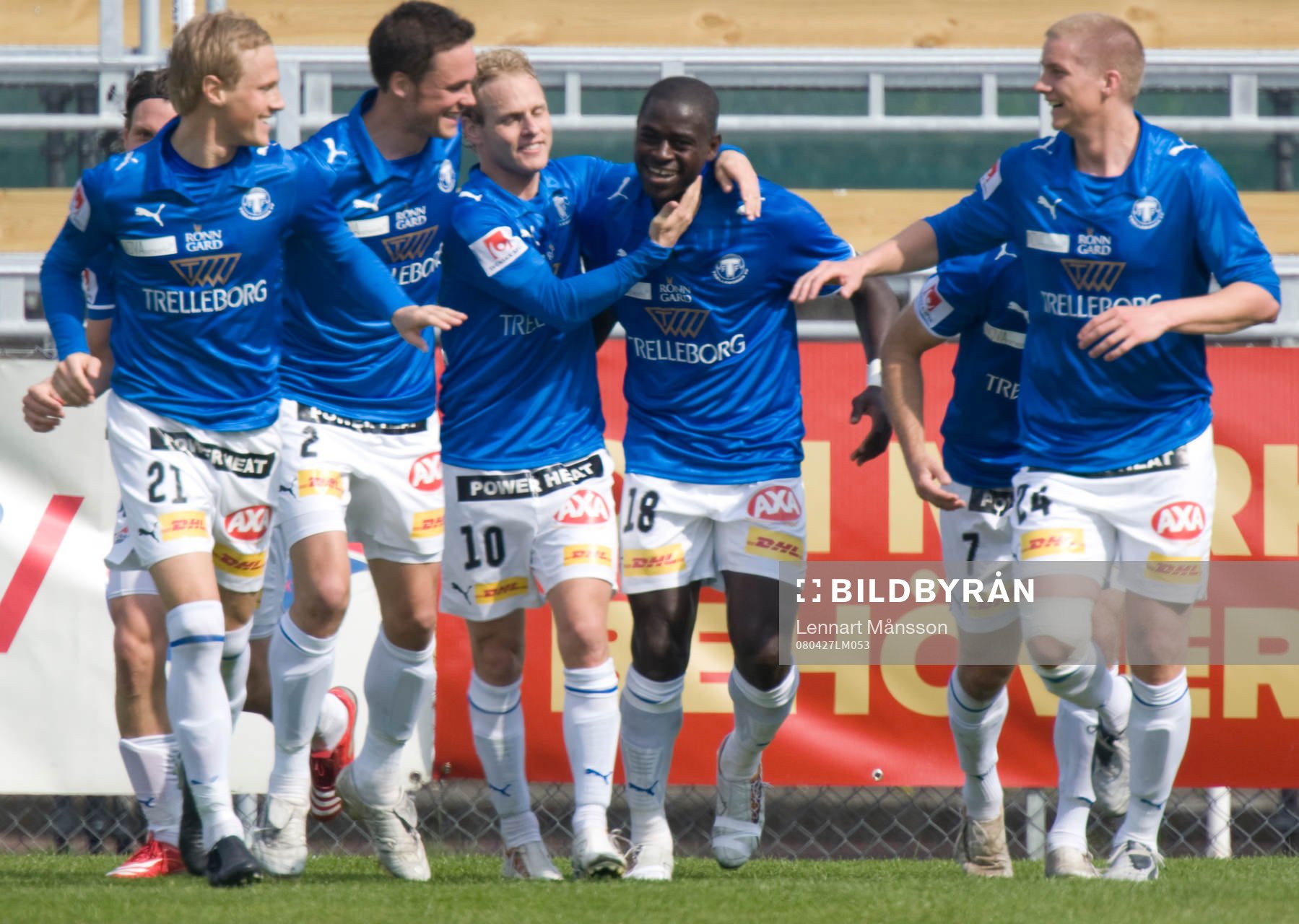 Straff,  Michael Mensah, jubel