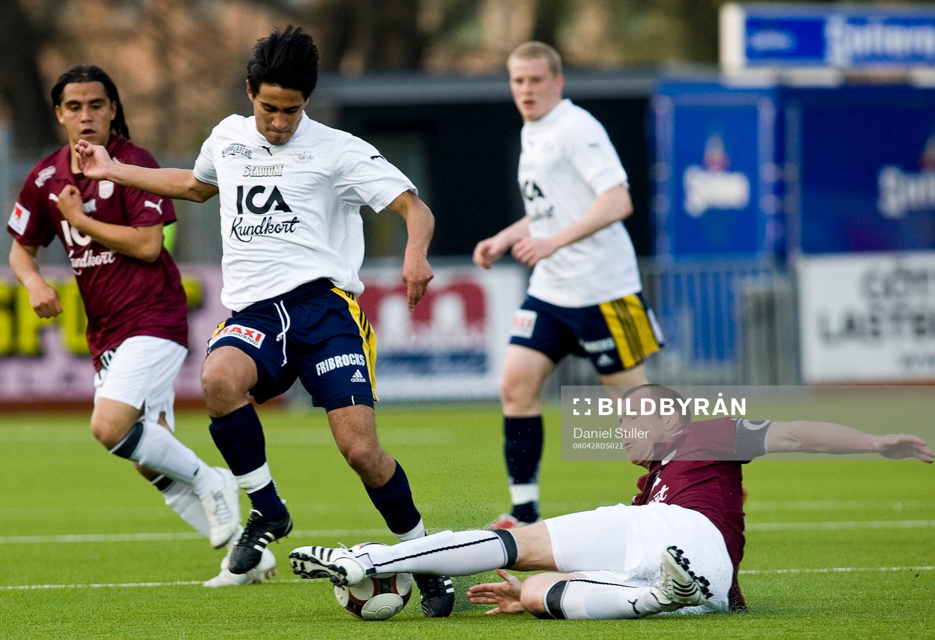 Antonio Rojas, Ängelholm. Mattias Lundström, Qviding