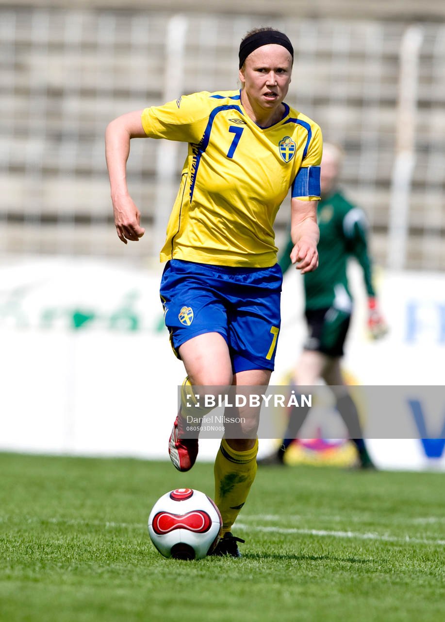 Sara Larsson, Sverige