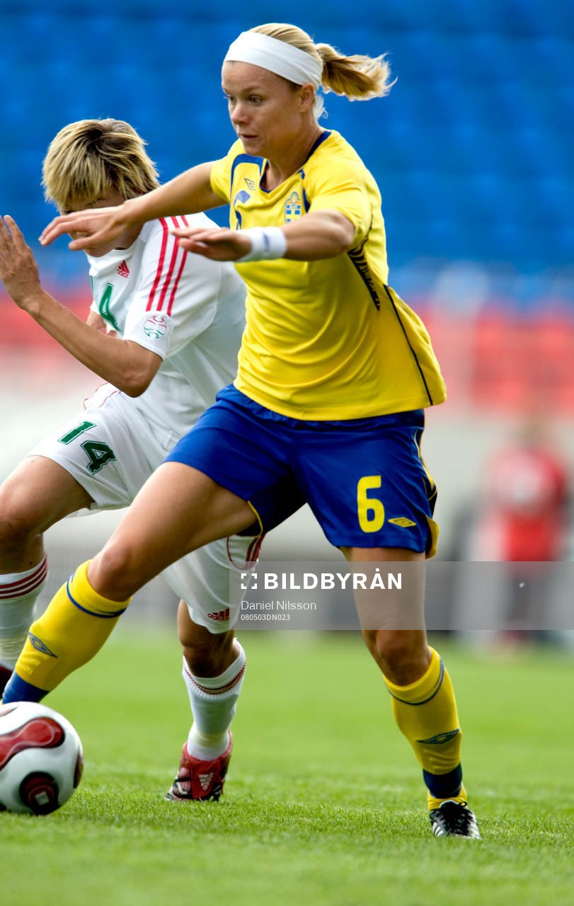 Sara Thunebro, Sverige