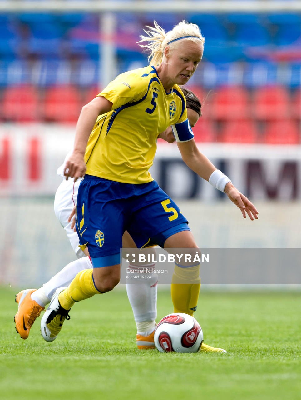 Caroline Seger, Sverige