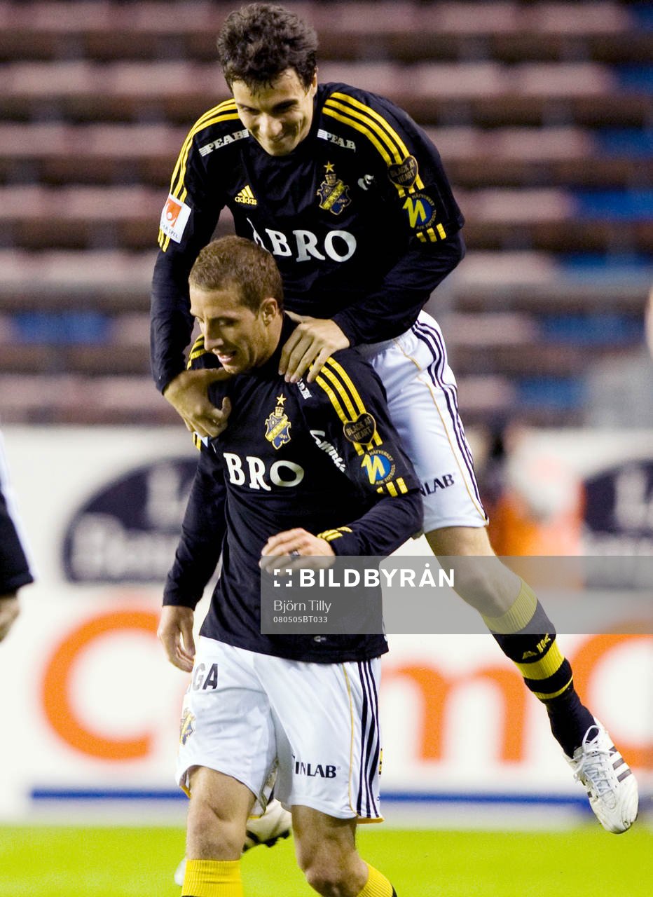 Kenny Pavey, och Daniel Mendes, AIK jubel