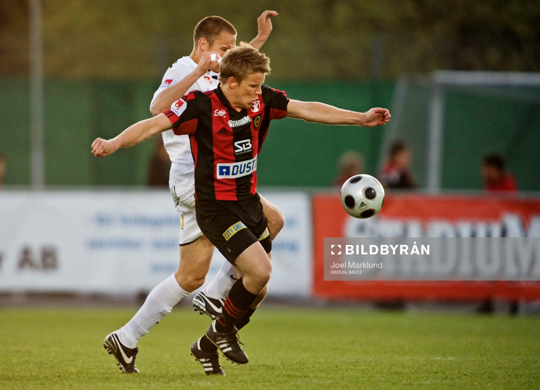 Joakim Runnemo, Brommapojkarna, är steget före Mattias
