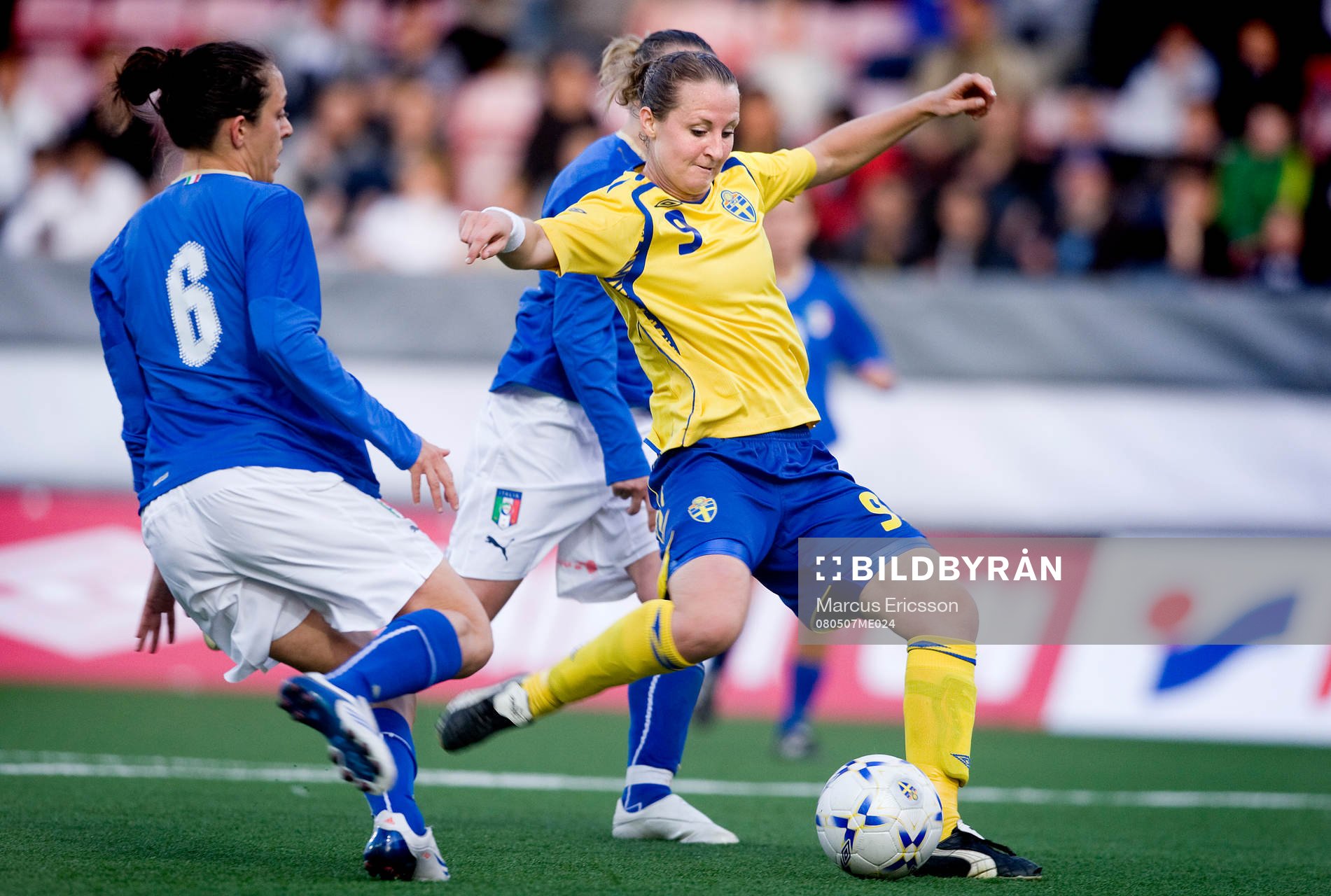 Therese Lundin, Sverige