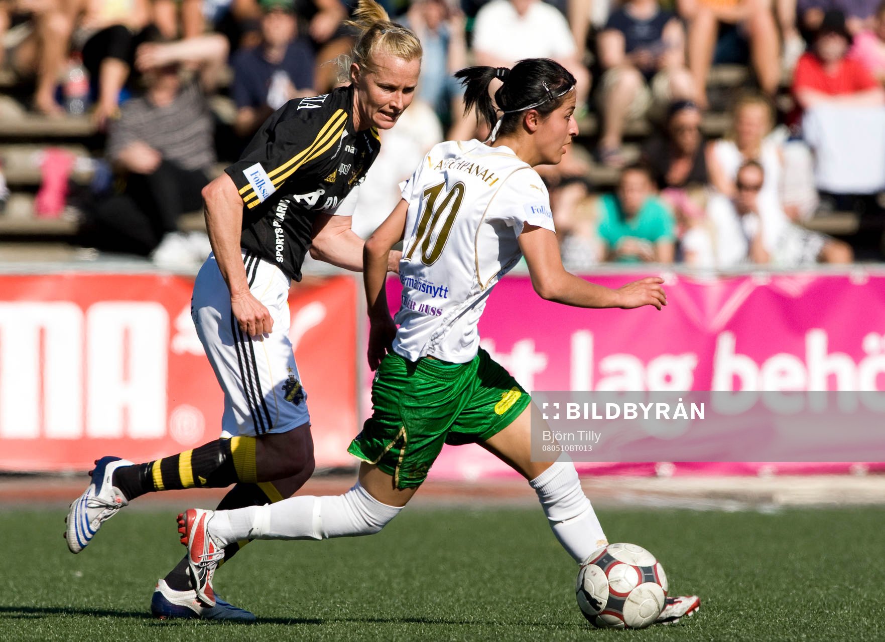   Emma Lundh, AIK och Nazanin Vaseghpanah, Hammarby.  