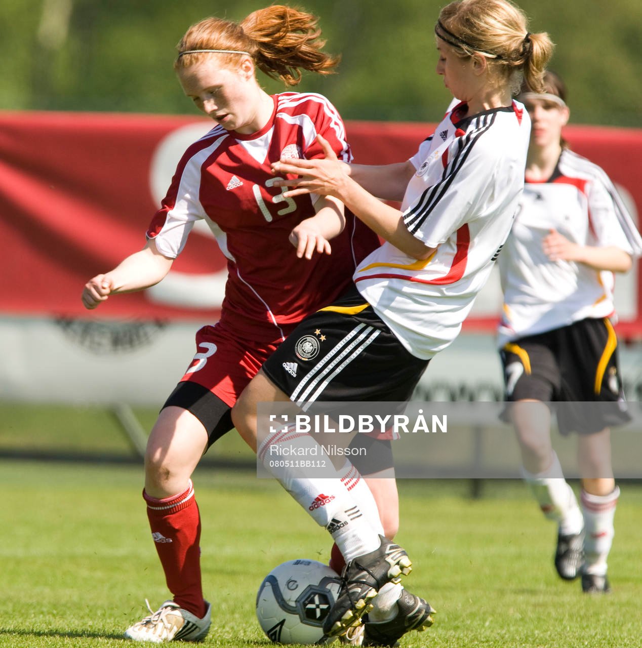  Amalie Holm och Kathrin-Julia Hendrich.