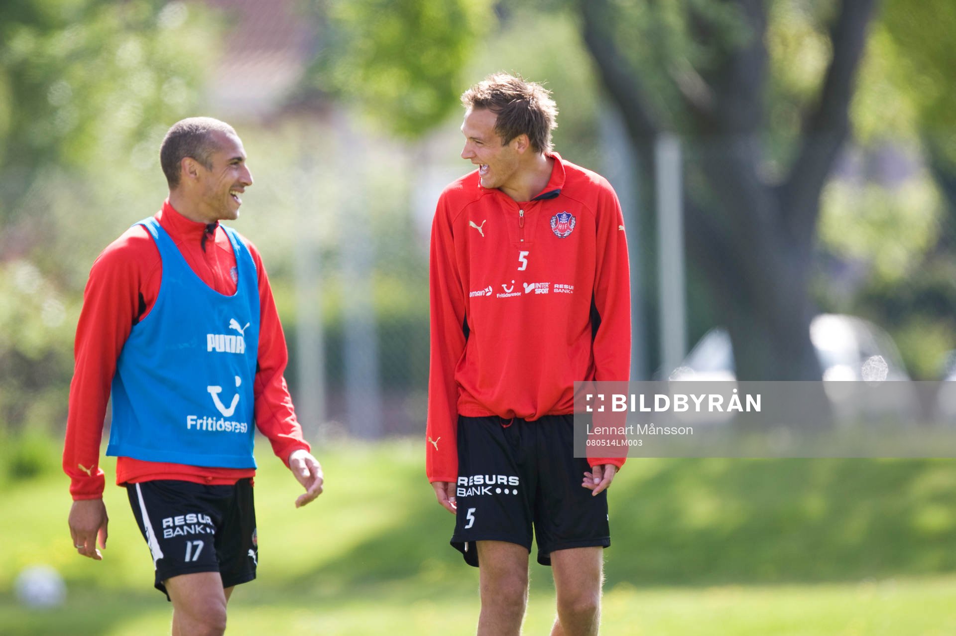 Två EM-spelare, Henrik Larsson och Andreas Granqvist