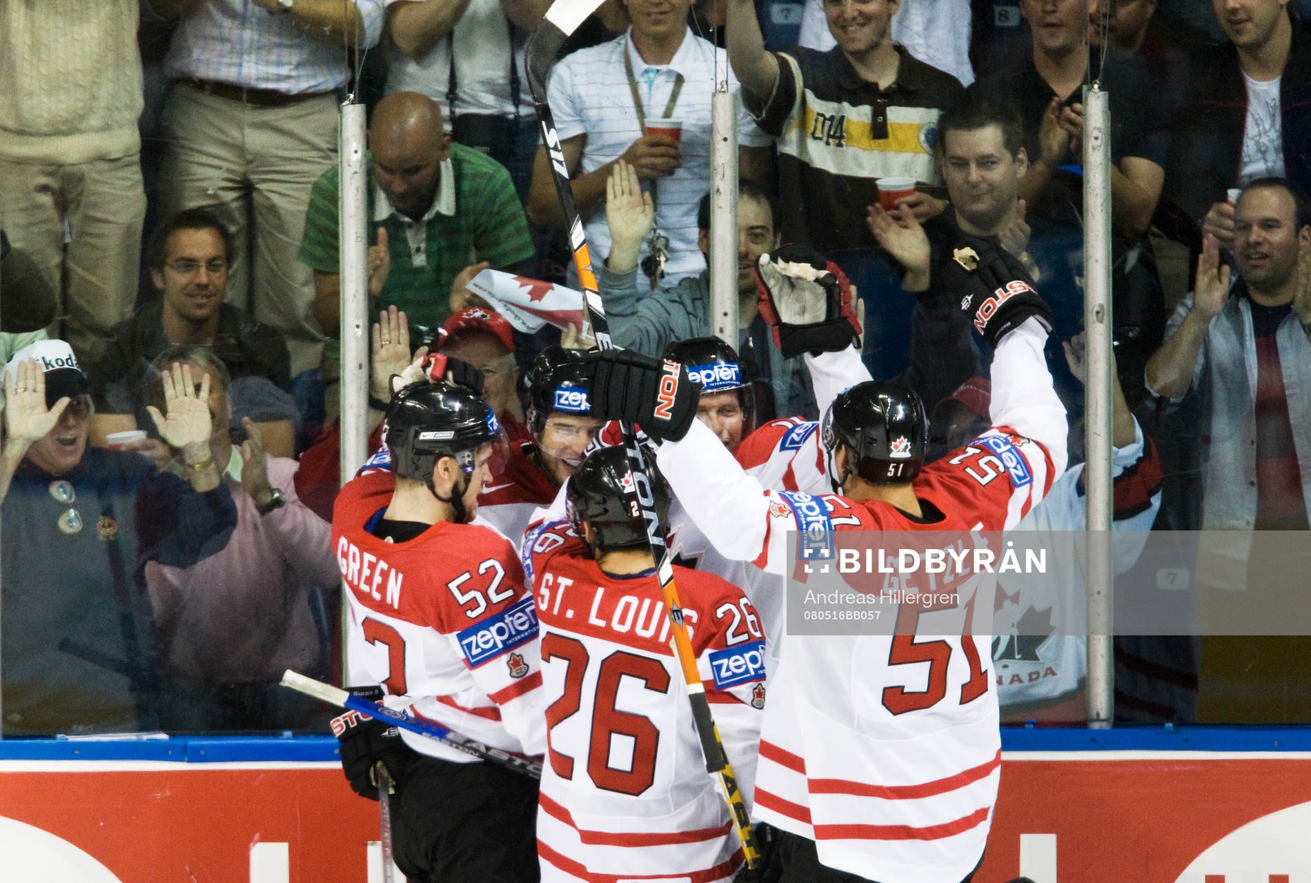 1-0 av Dany Heatley. Jubel, glädje