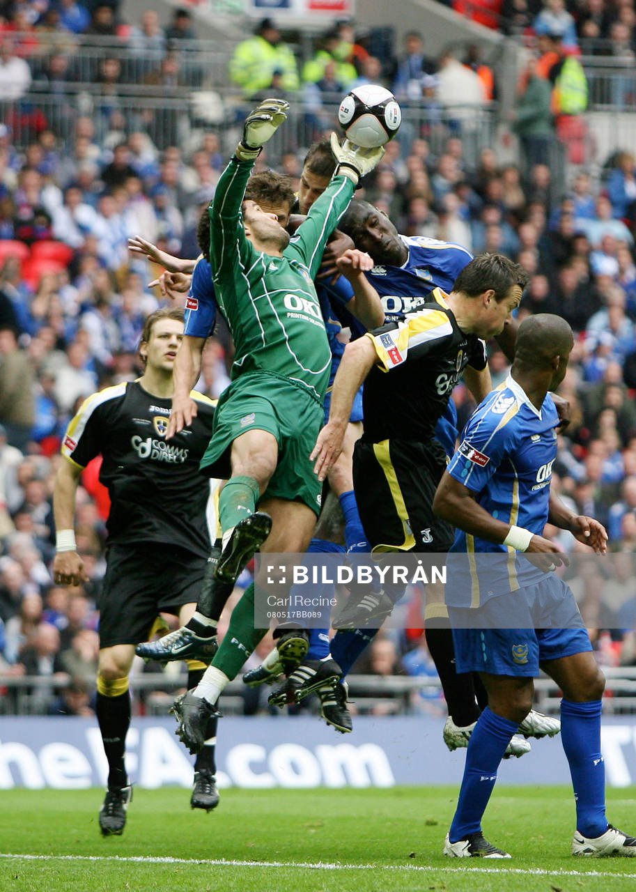 David James, Portsmouth, hoppar