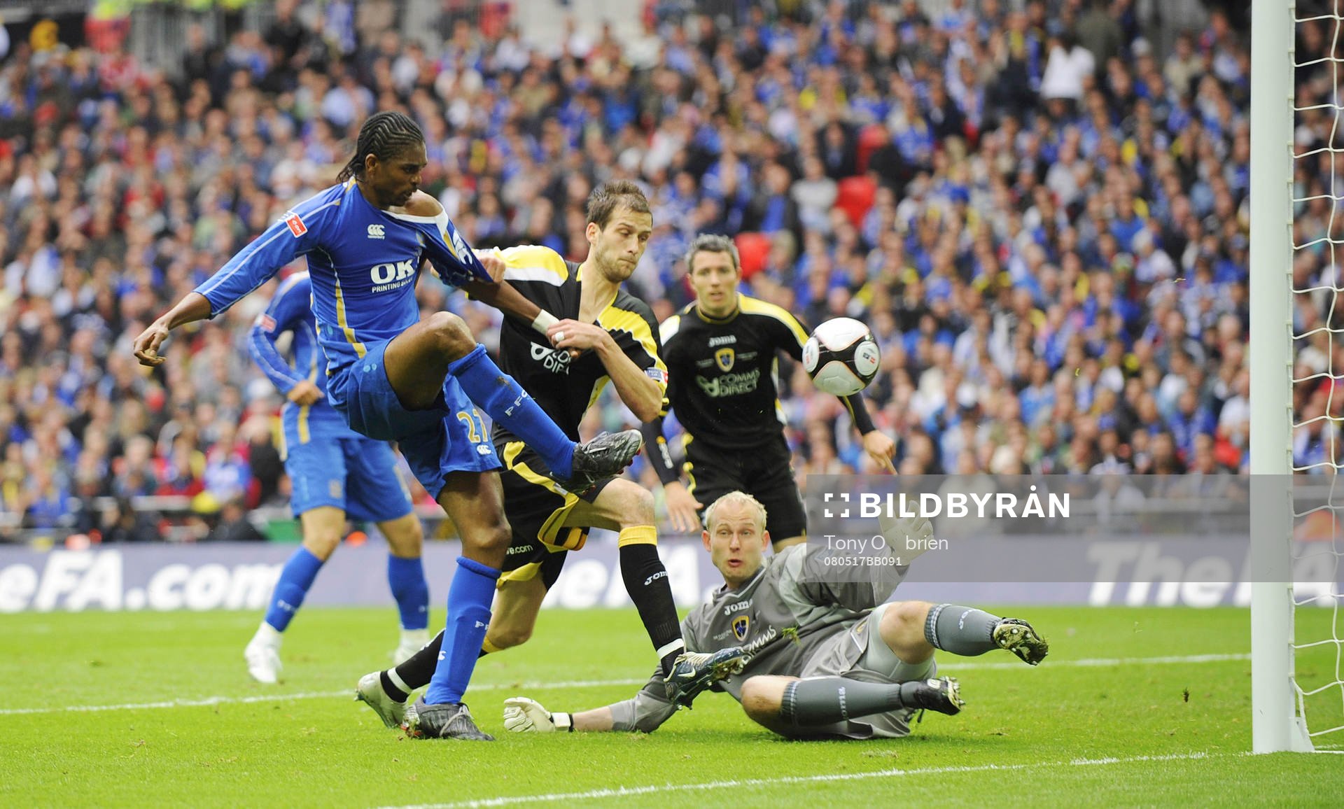 Nwankwo Kanu, Portsmouth, gör mål