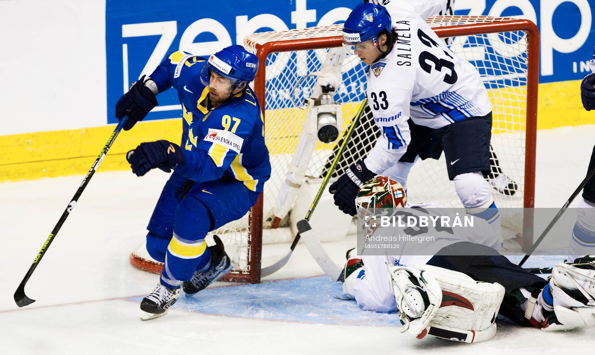 Per Ledin och Anssi Salmela, Niklas Bäckström, målvakt