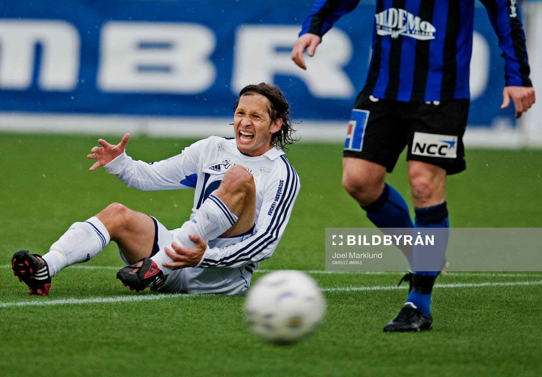 Andrej Komac, Djurgården, ligger och klagar