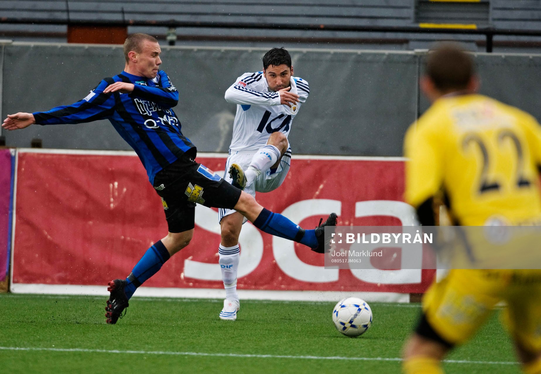 Stefan Batan, Djurgården, skjuter