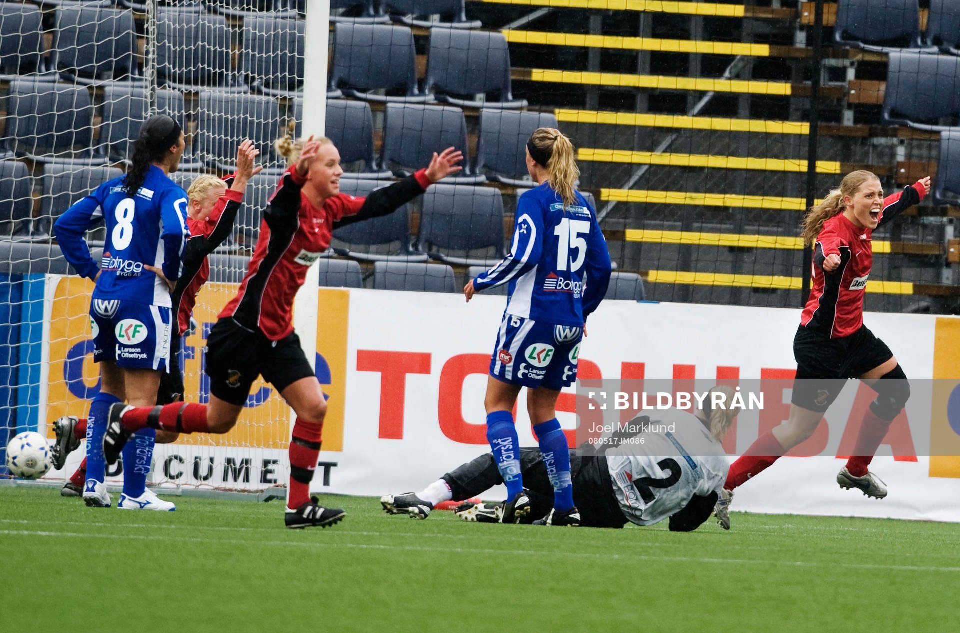 Jubel bland Vasalund-spelarna