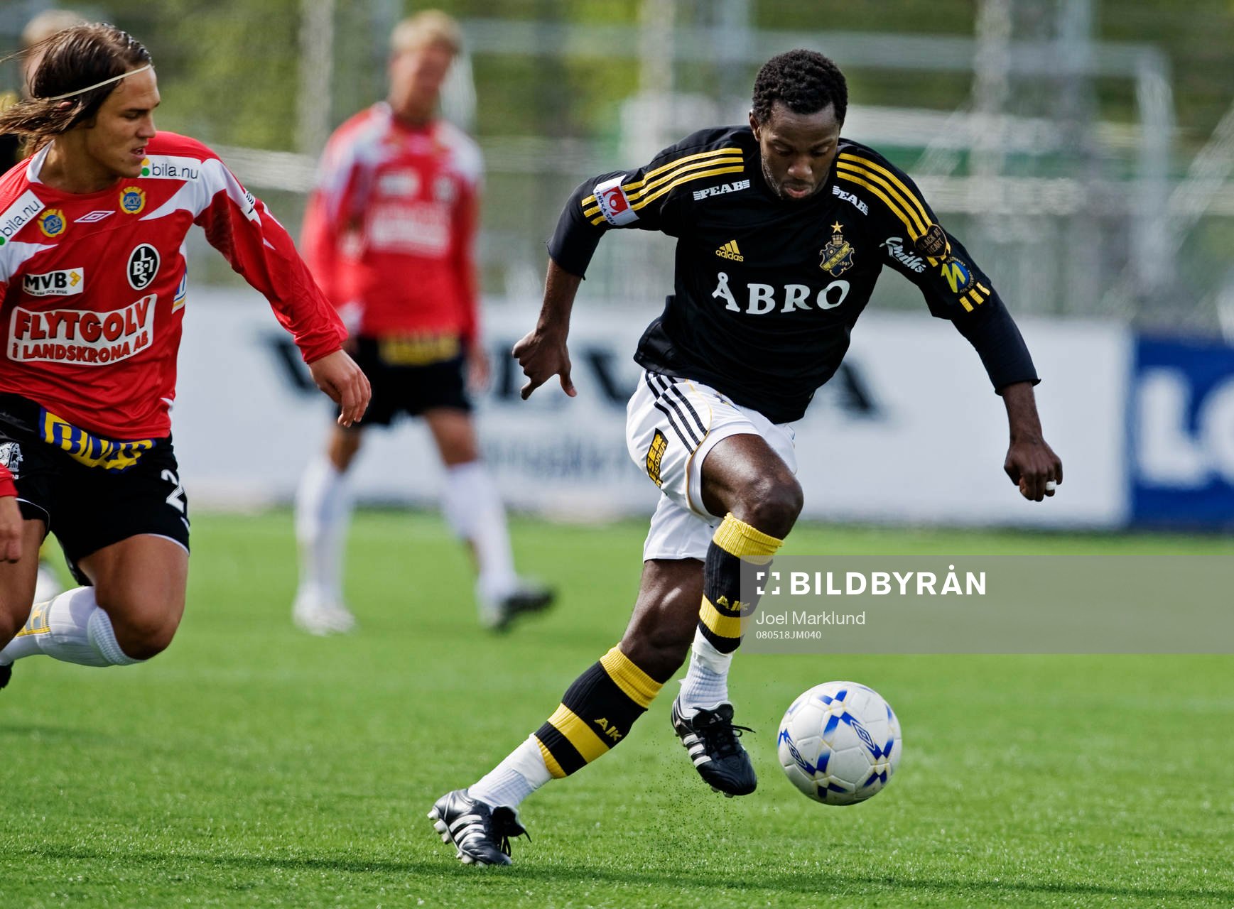 Dulee Johnson, AIK, avancerar framåt
