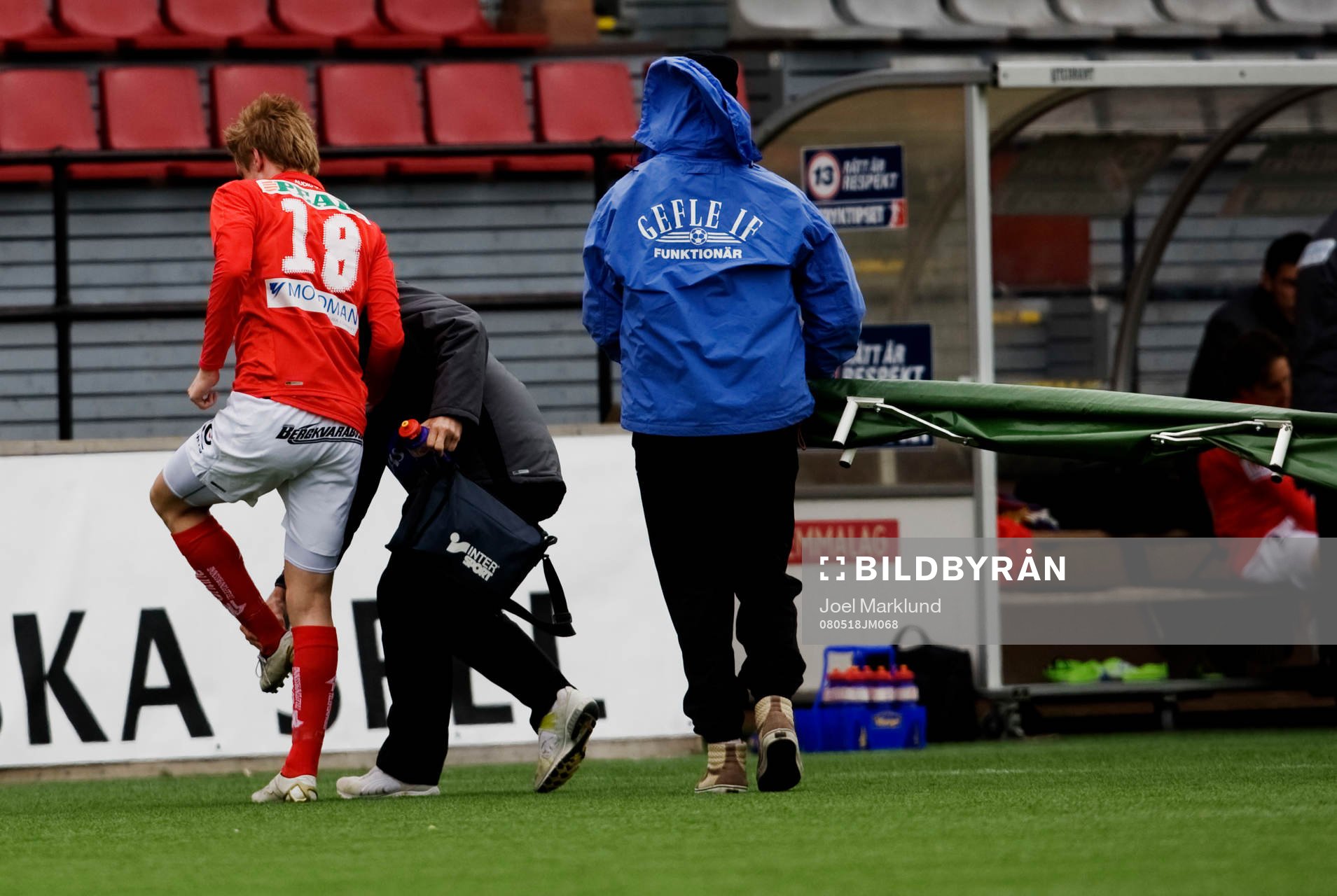 Rasmus Elm, Kalmar, fick utgå för en skada
