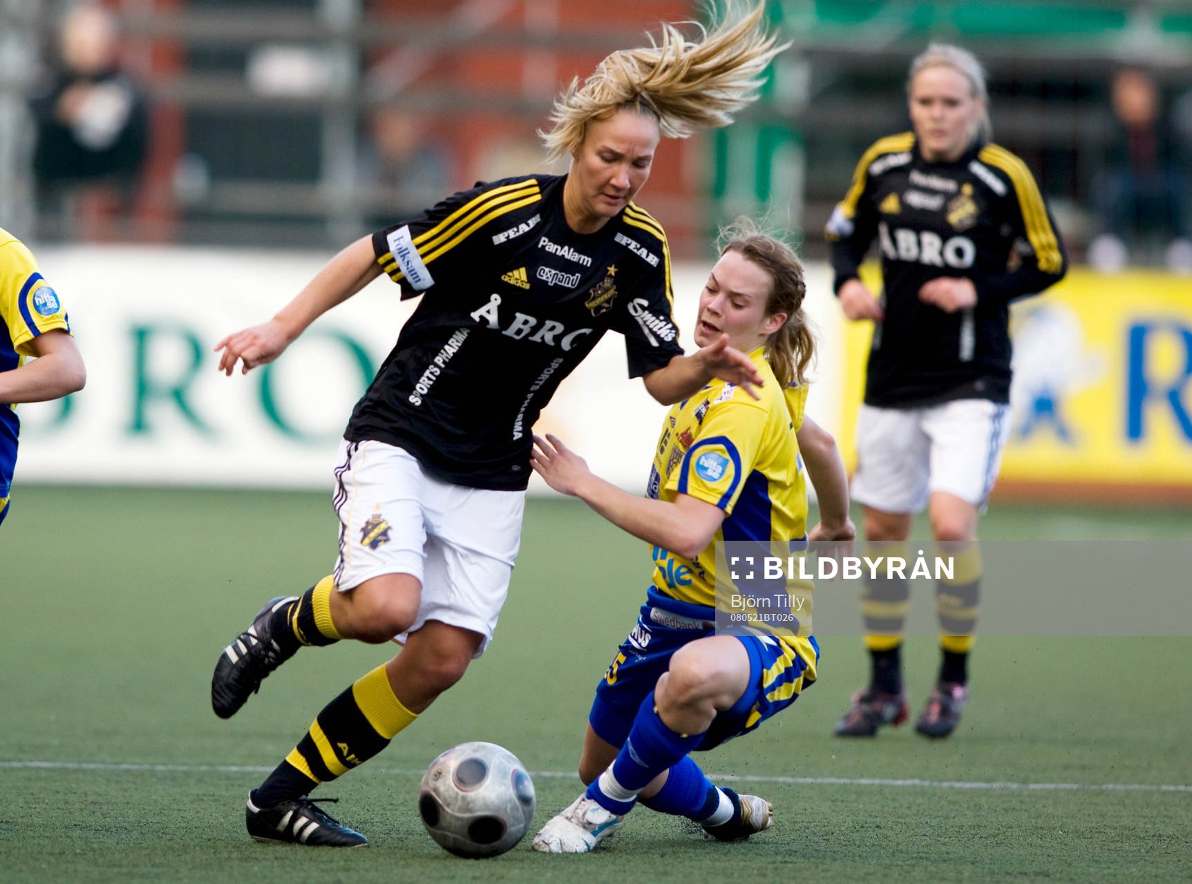 Emma Lundh, AIK och Ragna Lestander, Umeå Södra