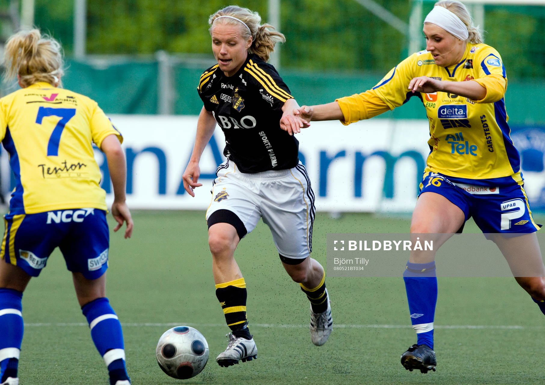  Elin Ekblom Bak, AIK och Emma Sundberg, Umeå Södra. 