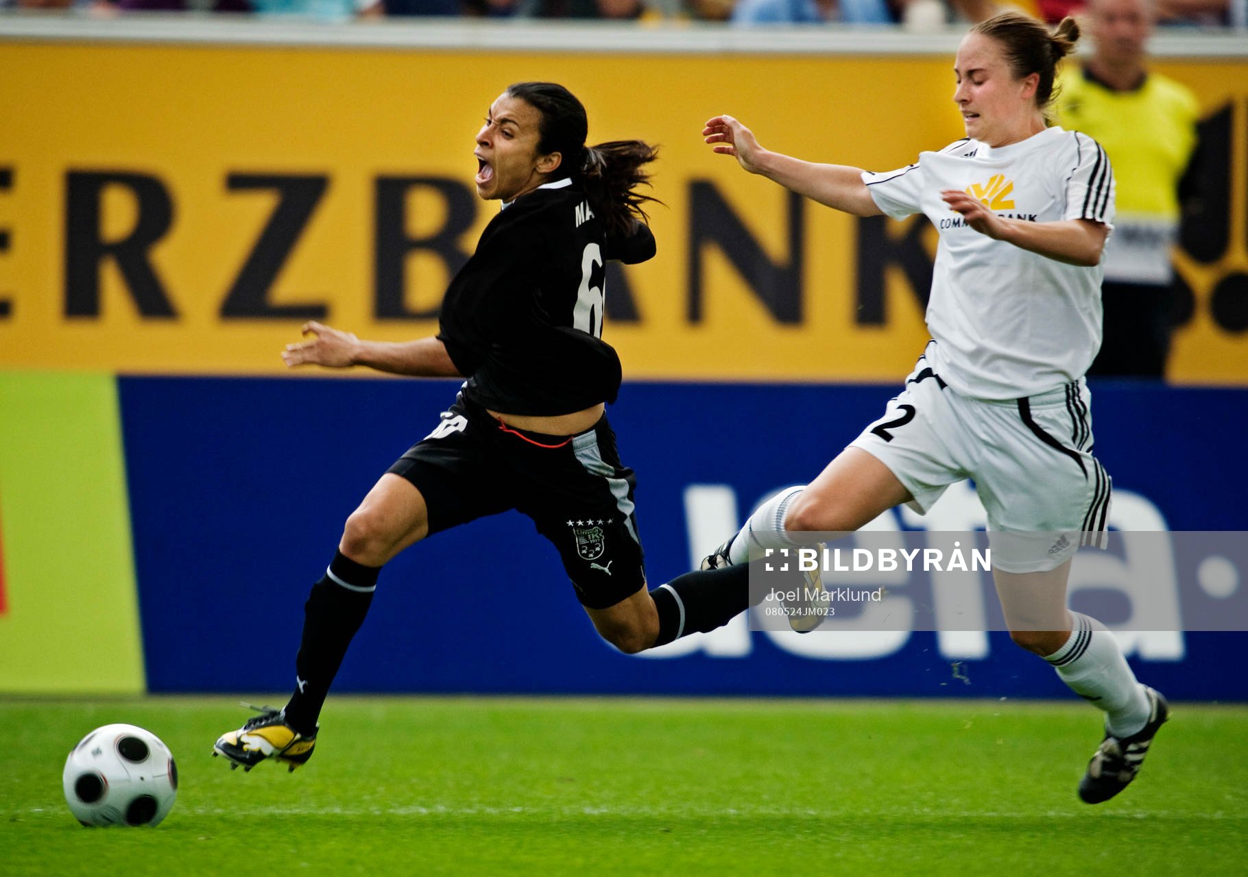 Gina Loren Lewandowski, Frankfurt, fäller Marta, Umeå