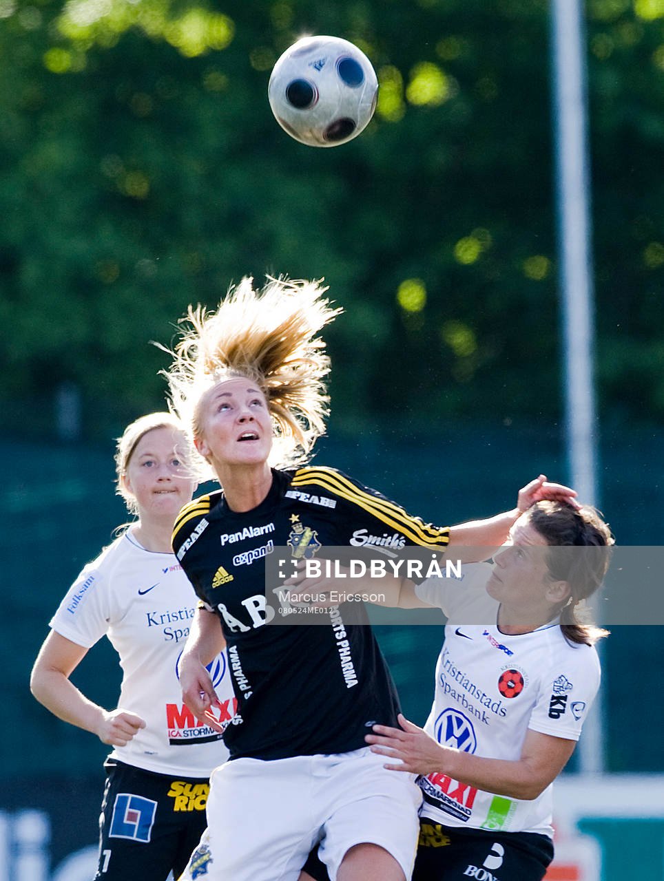 Emma Lundh, AIK och Erla Arnardottir, Kristianstad