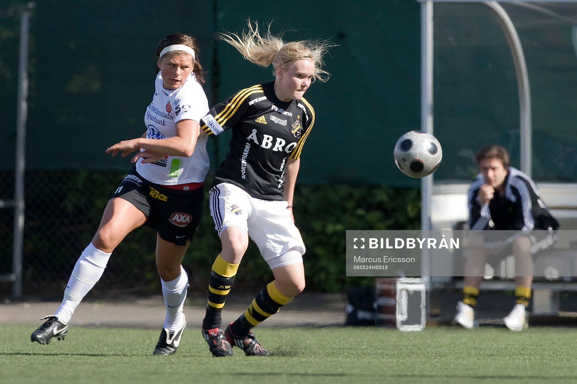 Susanne Moberg, Kristianstad och Elin Karlsson, AIK