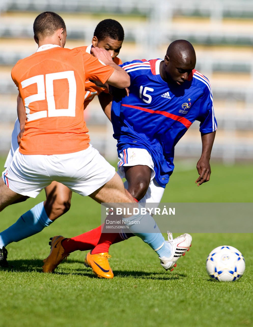 Nordin Amrabat, Holland och Issiar Dia, Frankrike