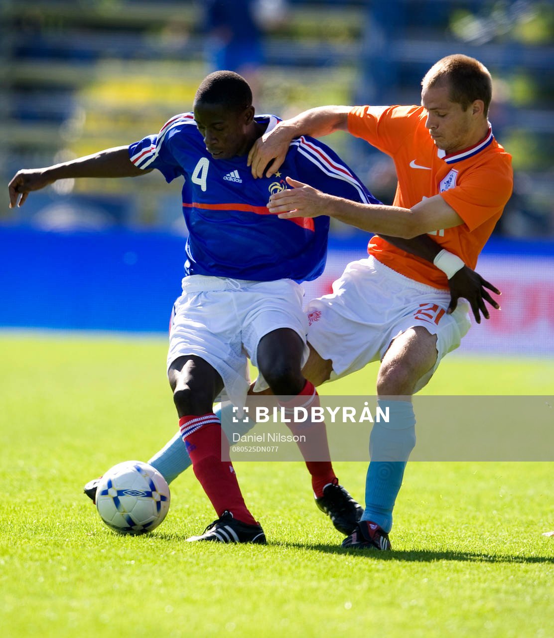Istvan Bakx, Holland och Mouhamadou Dabo, Frankrike