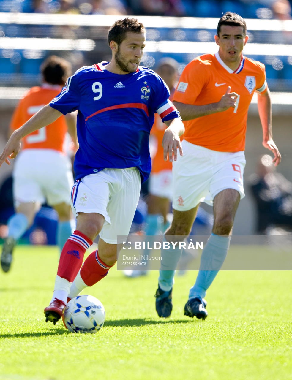 Roy Makaay, Holland och Yohan Cabaye, Frankrike