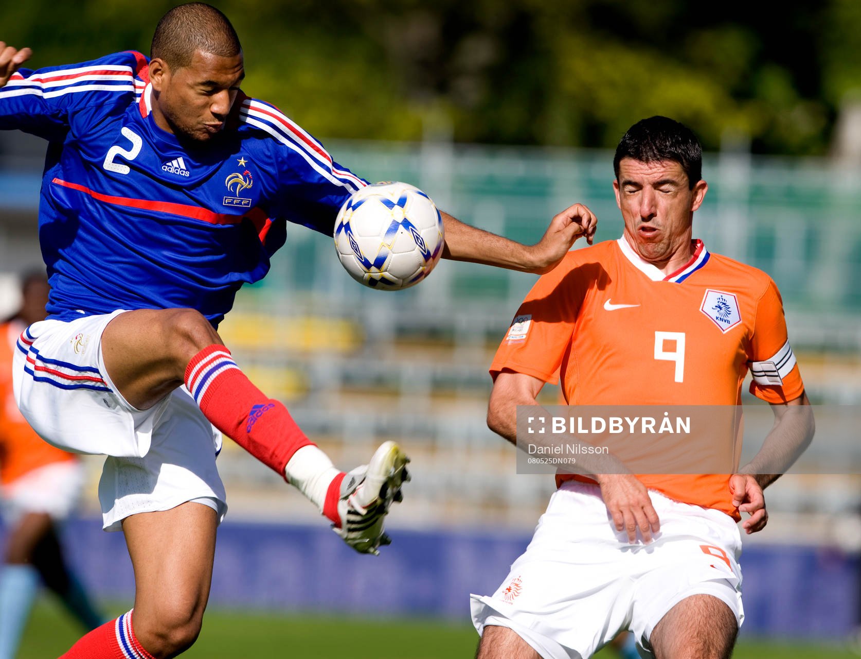 Roy Makaay, Holland och Habib Bellaid, Frankrike