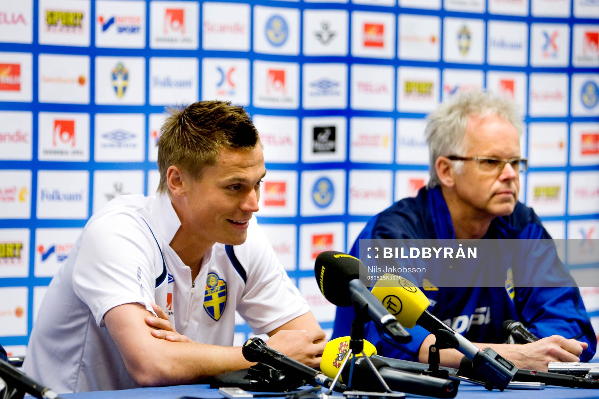 Markus Rosenberg och läkaren Anders Valentin, läkare