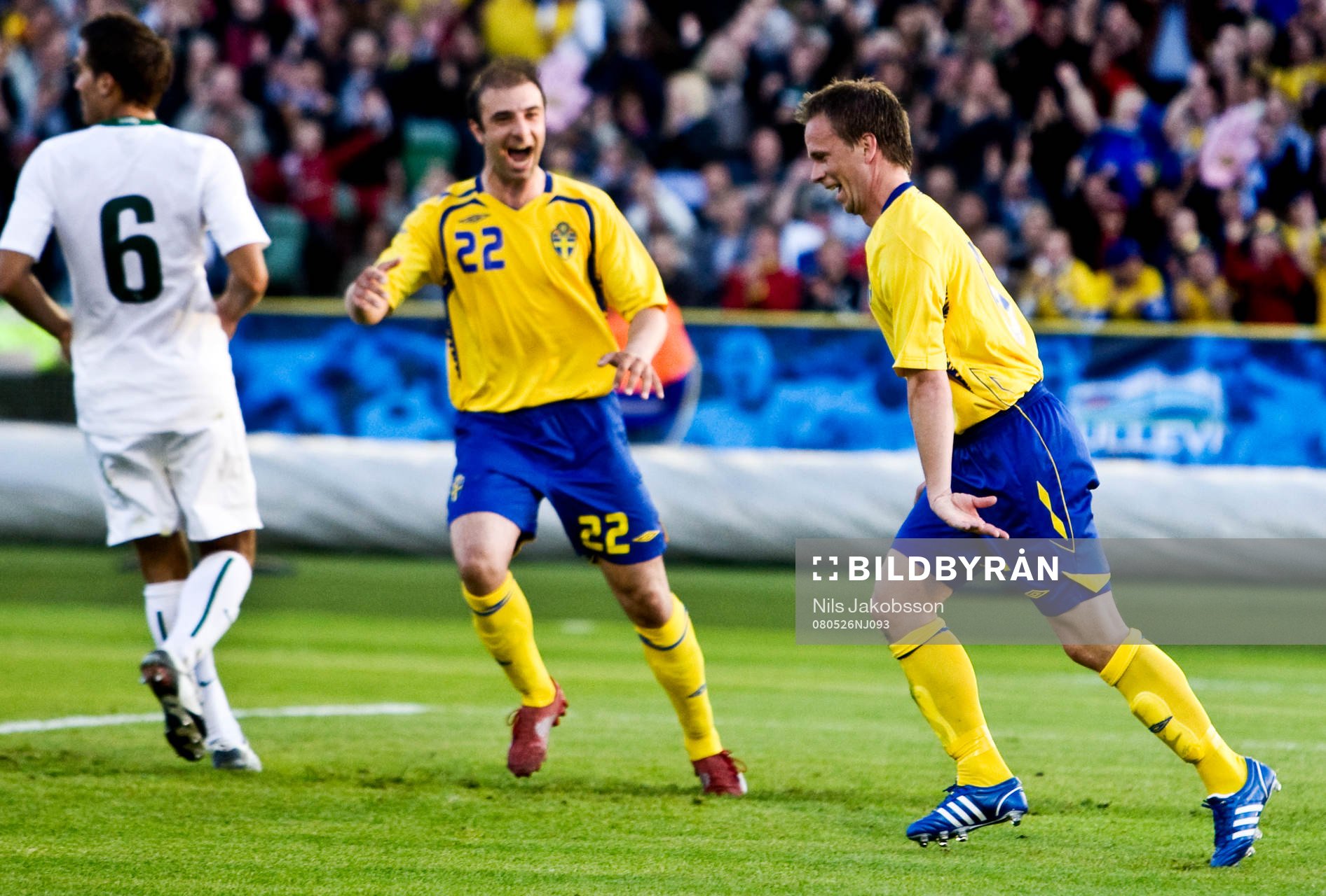 Kennedy Bakircioglü, Tobias Linderoth, Sverige, jubel