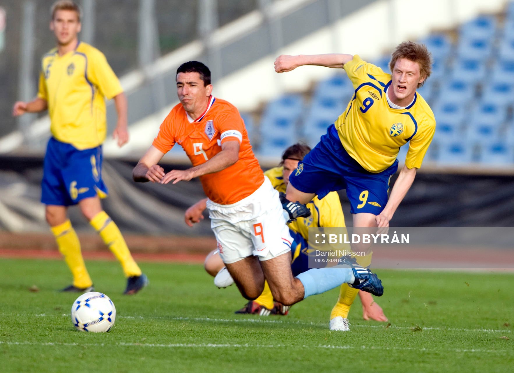 Rasmus Elm, Sverige och Roy Makaay, Holland