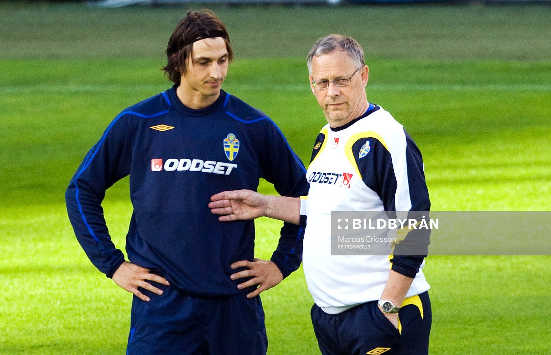 Zlatan Ibrahimovic och Lars Lagerbäck pratar