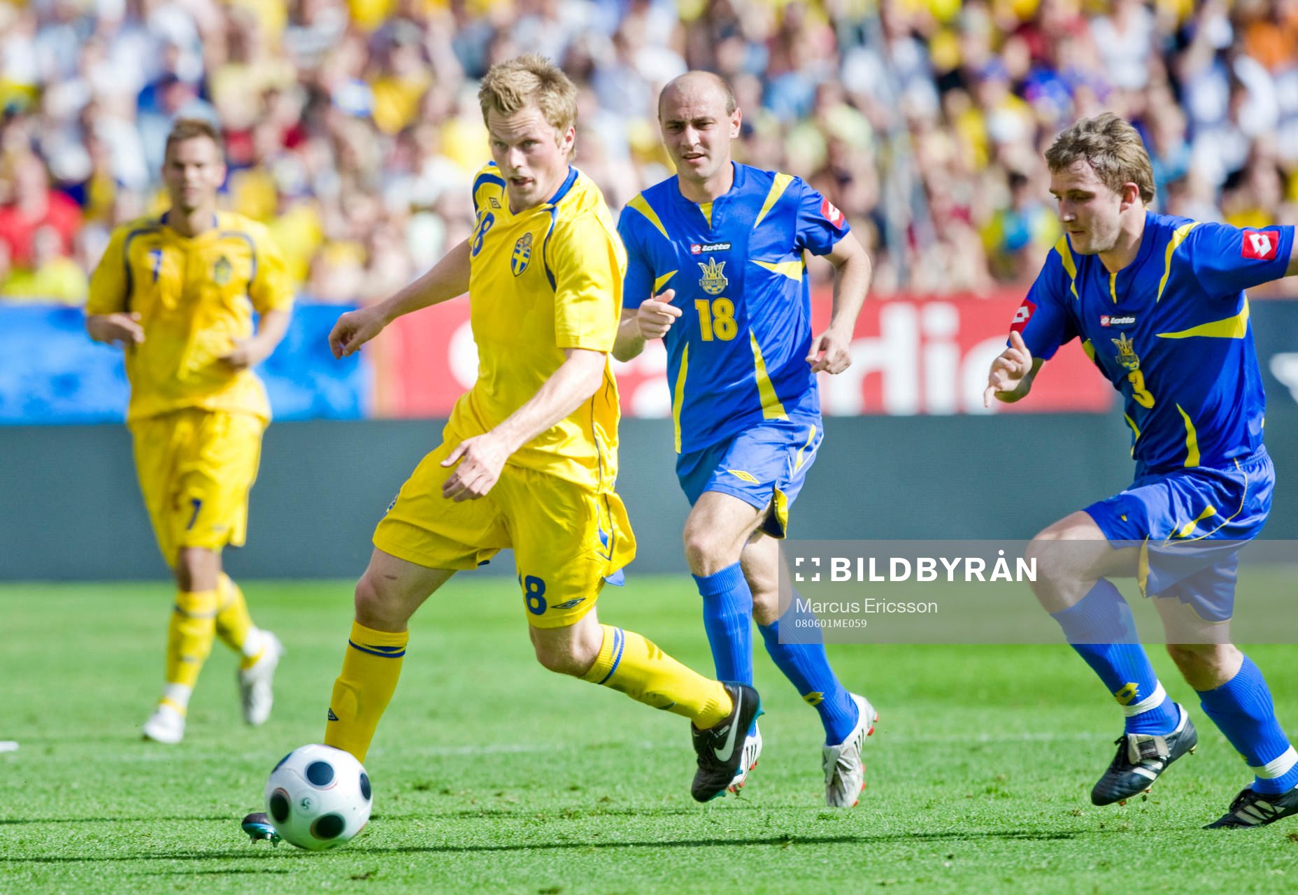 Sebastian Larsson, Sverige