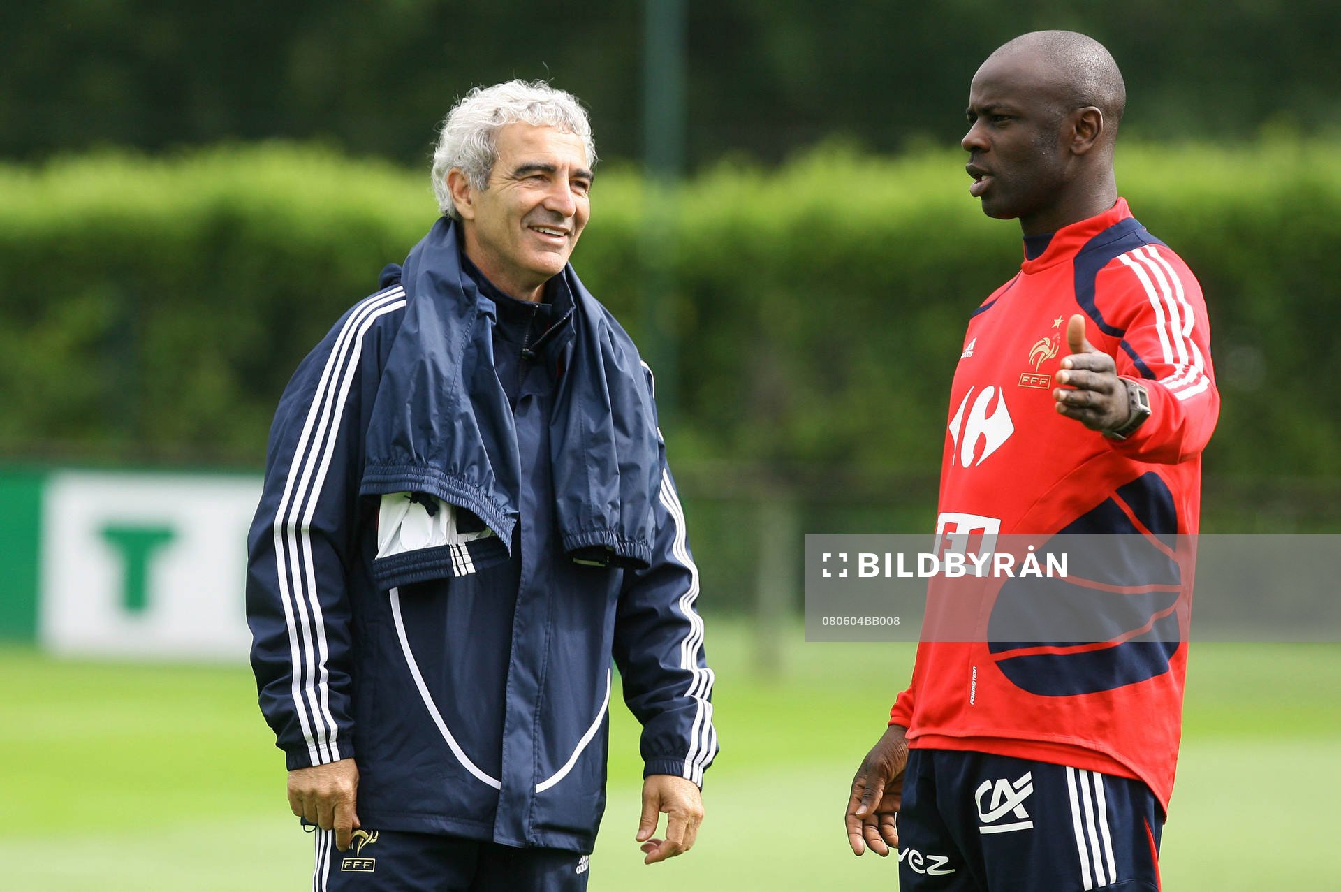 Raymond Domenech, förbundskapten, och Lilian Thuram