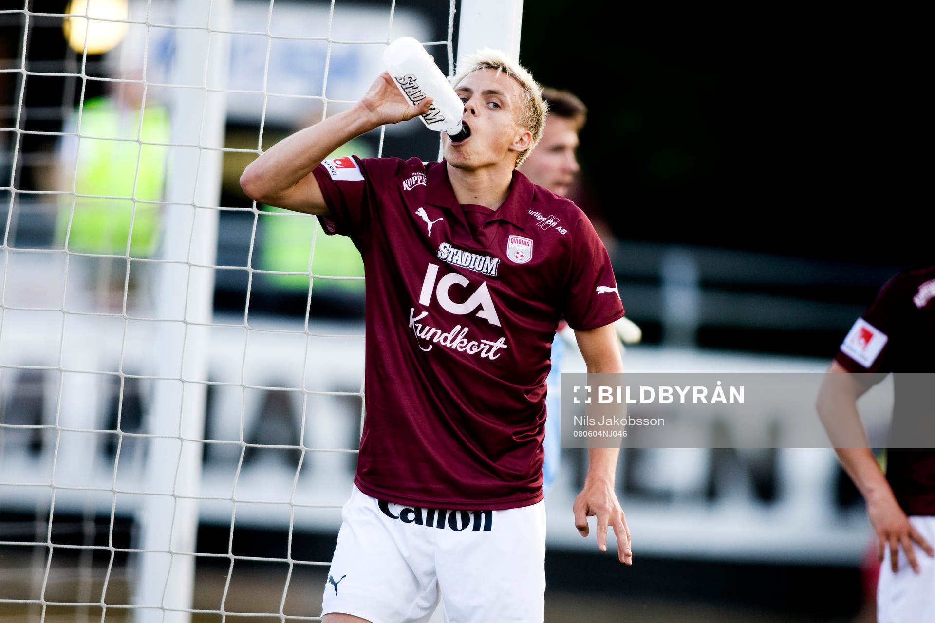 Peter Elmander, Qviding, dricker vatten