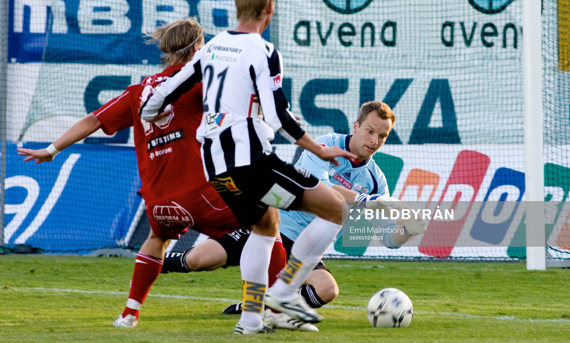 Degerfors målvakt Simon Nurme håll nollan