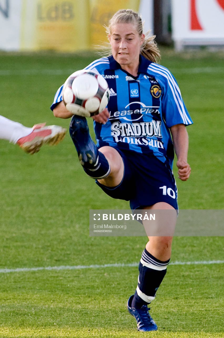 Linda Sällström, Dif