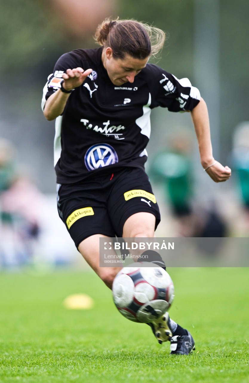 Johanna B Rasmussen
