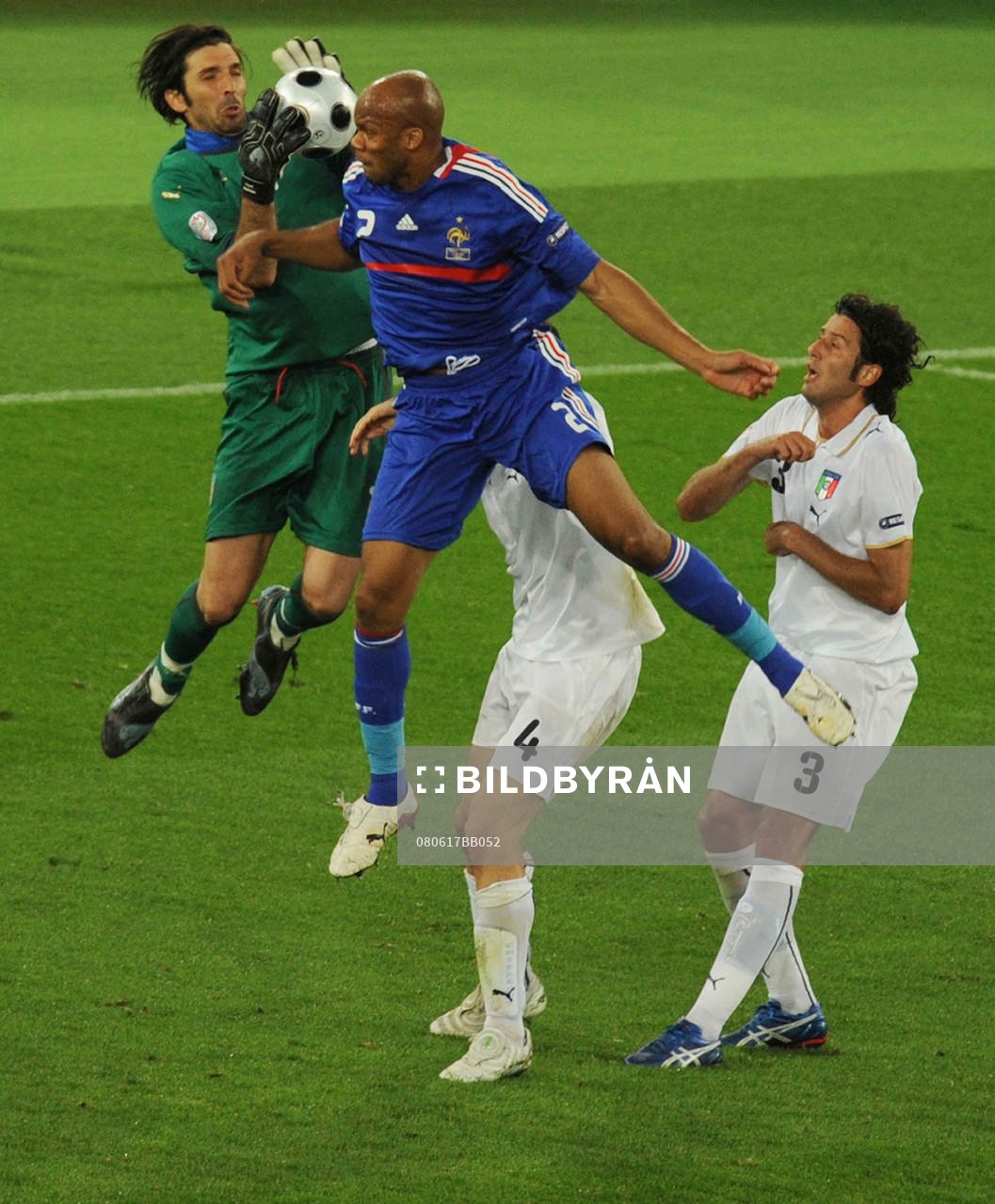 Gianluigi Buffon, målvakt, Italien. Räddning