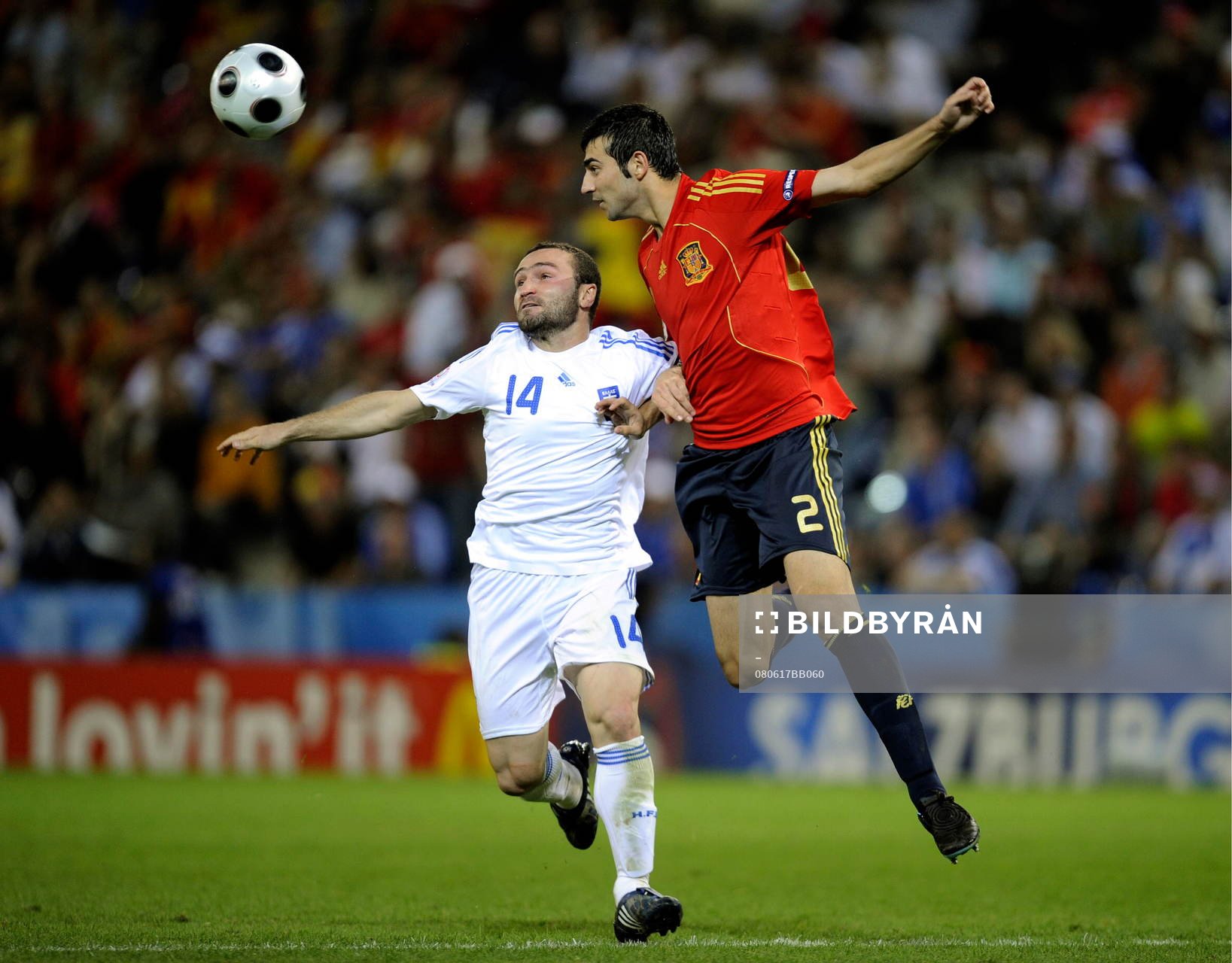 Dimitris Salpingdis, Grekland och Raul Albiol, Spanien