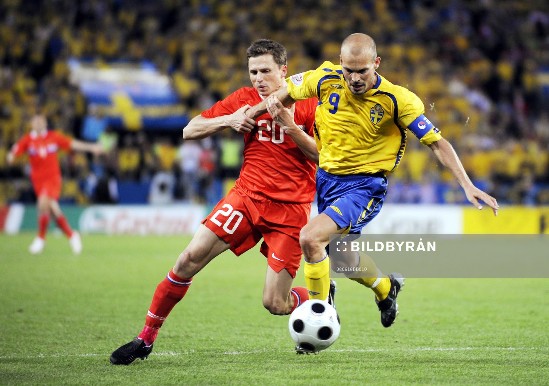  Fredrik Ljungberg, Sverige och Igor Semshov, Ryssland.