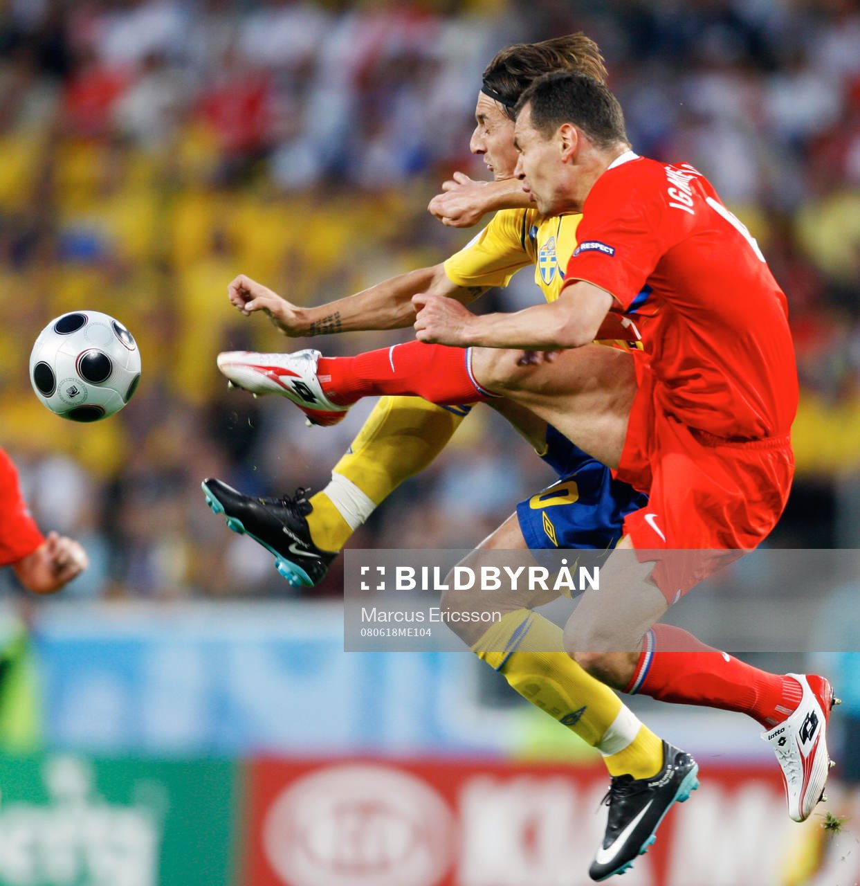 Zlatan Ibrahimovic, Sverige, i närkamp