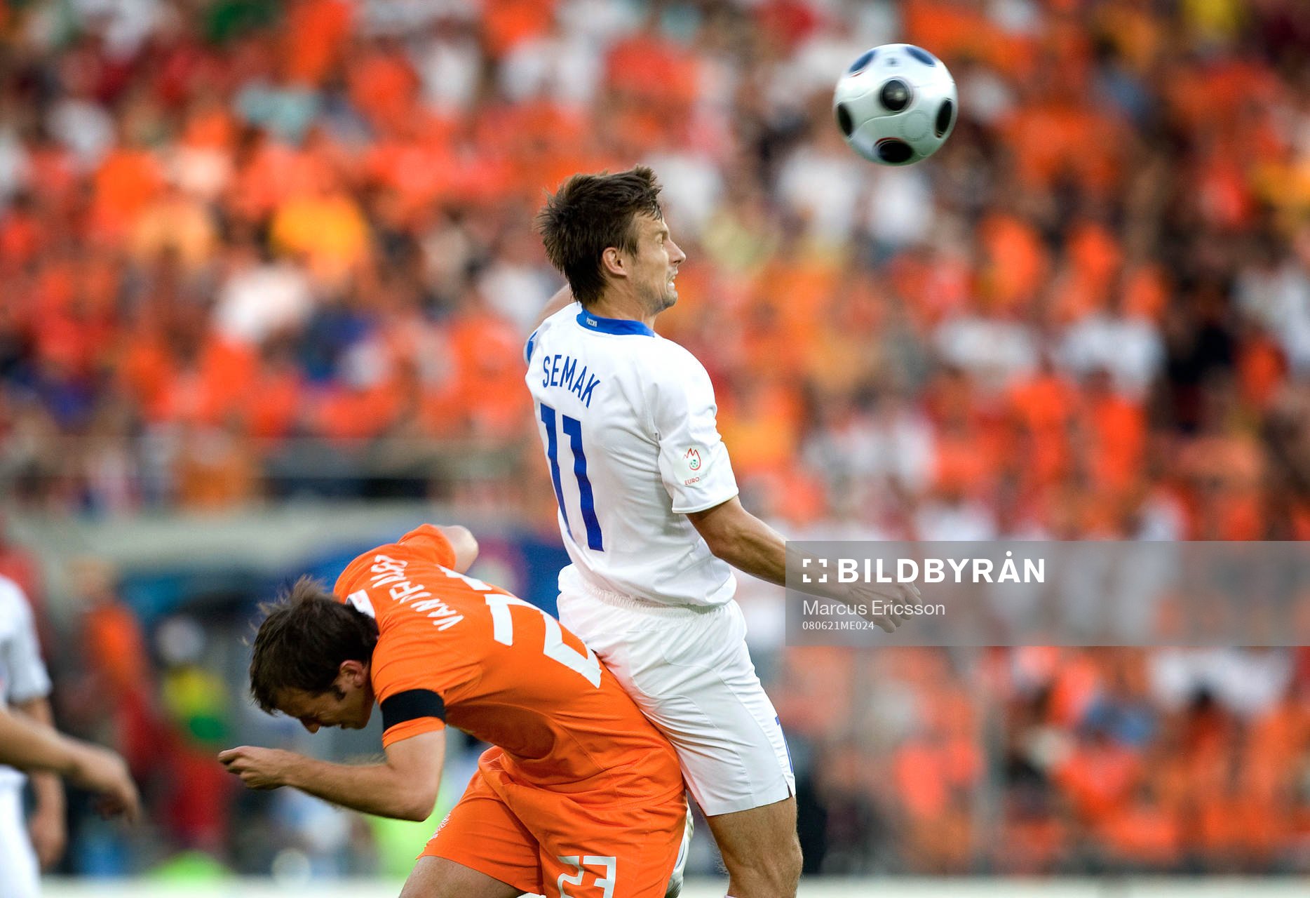 Rafael ven der Vaart, Holland och Sergei Semak, Ryssland